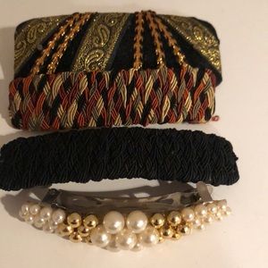 Four hair clips. Woven. Pearls